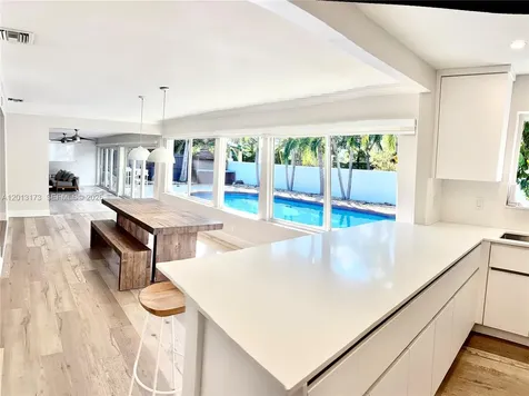 19340 NE 18th Court Miami FL 33179