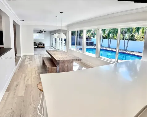 19340 NE 18th Court Miami FL 33179