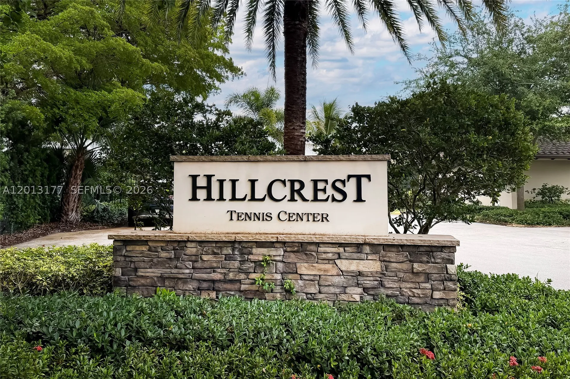 919 Hillcrest Drive Hollywood FL 33021