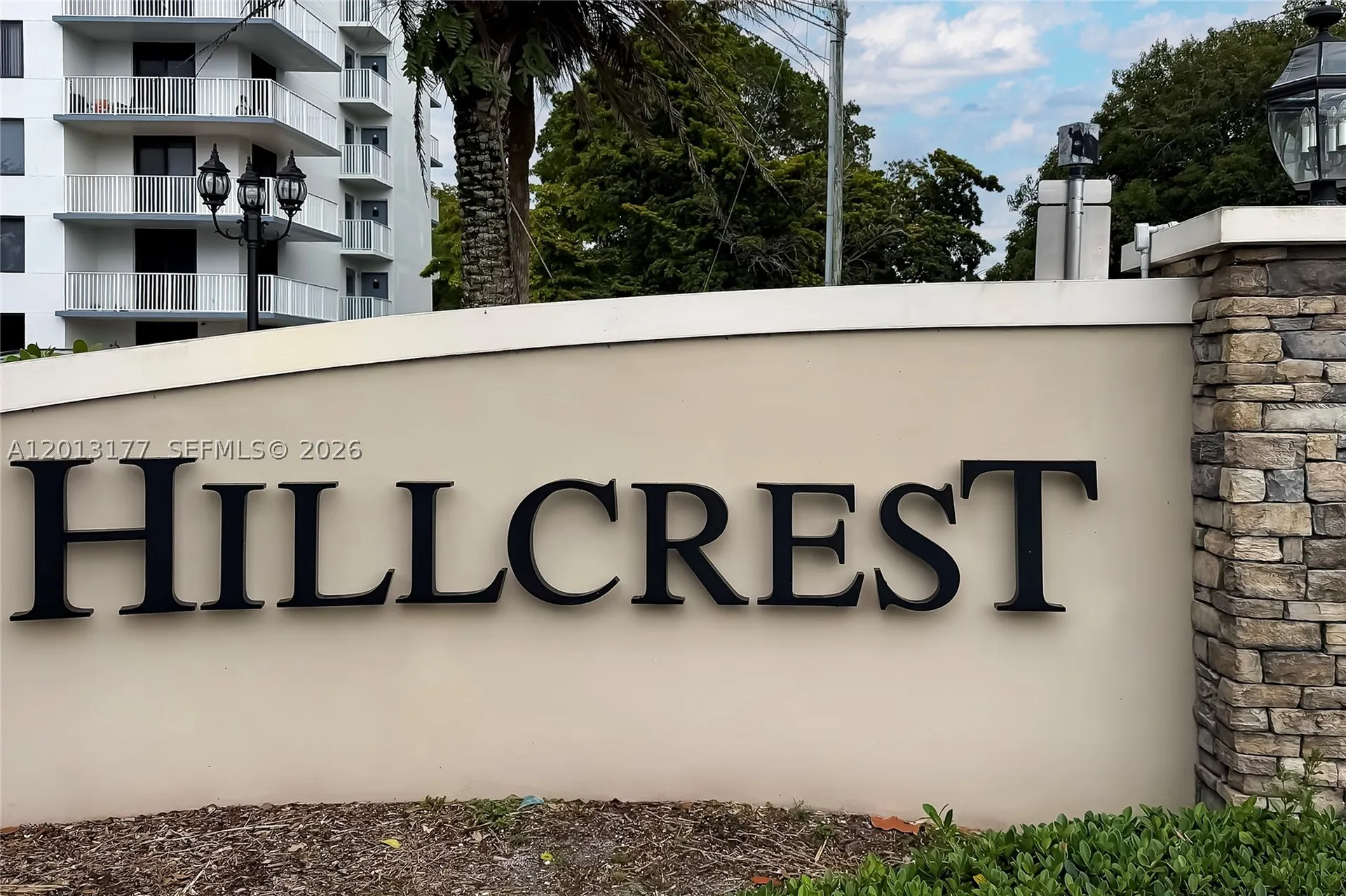 919 Hillcrest Drive Hollywood FL 33021