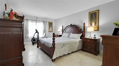 13000 SW 15th Court Pembroke Pines FL 33027