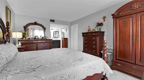 13000 SW 15th Court Pembroke Pines FL 33027
