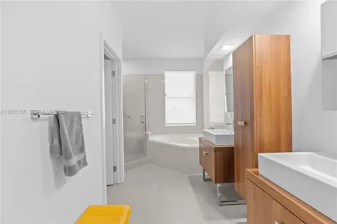 3760 SW 51st Street Hollywood FL 33312