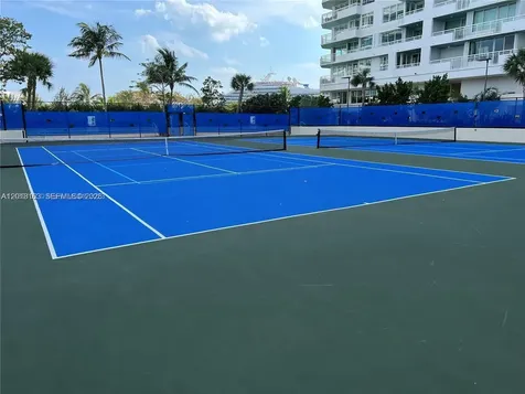 400 S Pointe Drive Miami Beach FL 33139