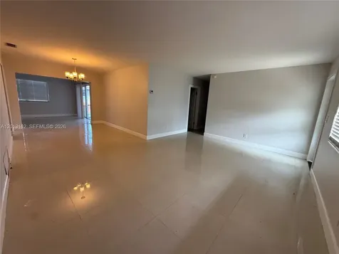 7611 NW 2nd Street Pembroke Pines FL 33024