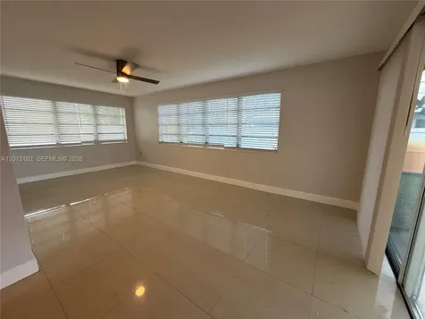 7611 NW 2nd Street Pembroke Pines FL 33024