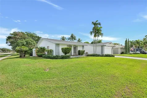 3374 NW 28th Terrace Boca Raton FL 33434
