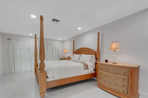 3374 NW 28th Terrace Boca Raton FL 33434