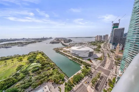 900 Biscayne Boulevard Miami FL 33132