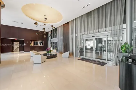 900 Biscayne Boulevard Miami FL 33132