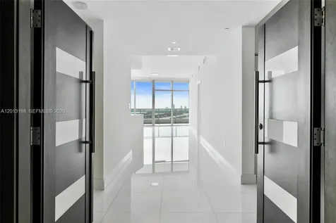 900 Biscayne Boulevard Miami FL 33132