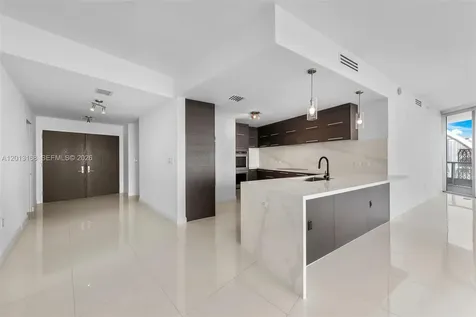 900 Biscayne Boulevard Miami FL 33132