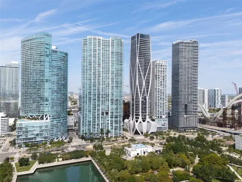 900 Biscayne Boulevard Miami FL 33132