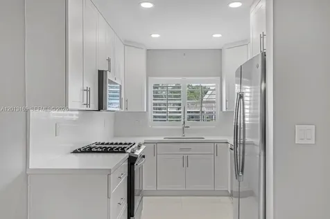 7108 Laurel Lane Miami Lakes FL 33014