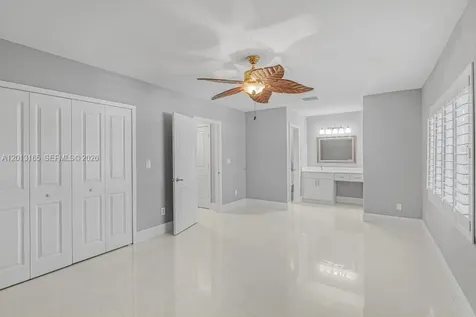 7108 Laurel Lane Miami Lakes FL 33014