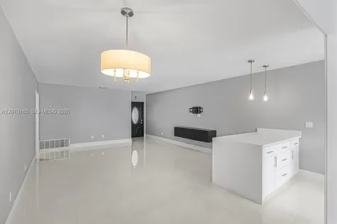 7108 Laurel Lane Miami Lakes FL 33014