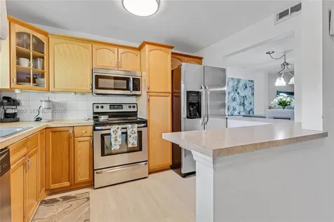 Pembroke Pines FL 33024