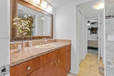 Pembroke Pines FL 33024