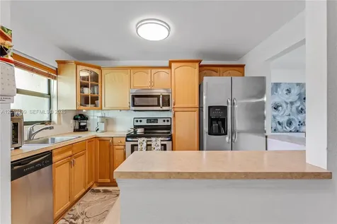Pembroke Pines FL 33024