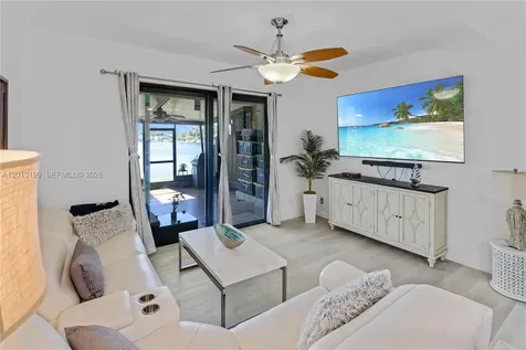 Pembroke Pines FL 33024