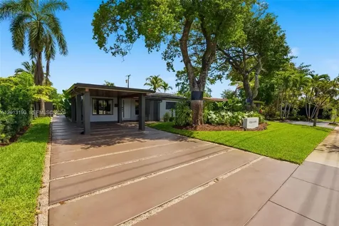331 NW 38th Street Oakland Park FL 33309