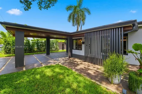 331 NW 38th Street Oakland Park FL 33309