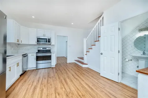 2368 SW 26th Street Miami FL 33133