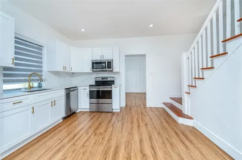 2368 SW 26th Street Miami FL 33133