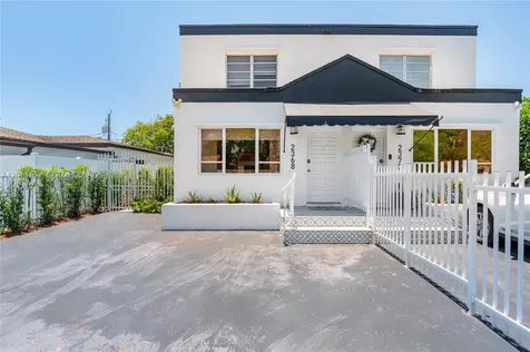 2368 SW 26th Street Miami FL 33133