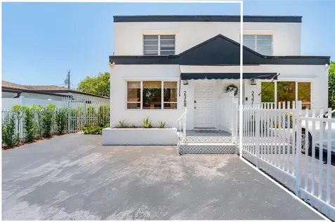 2368 SW 26th Street Miami FL 33133