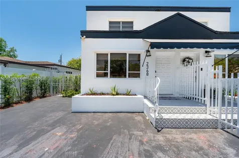 2368 SW 26th Street Miami FL 33133