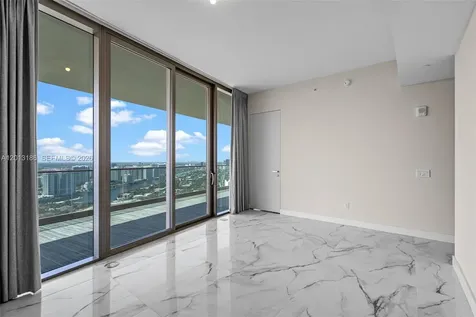 18975 Collins Avenue Sunny Isles Beach FL 33160