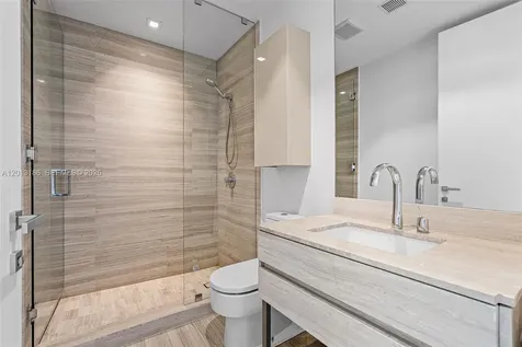 18975 Collins Avenue Sunny Isles Beach FL 33160