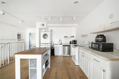 905 Sunrise Lane Fort Lauderdale FL 33304