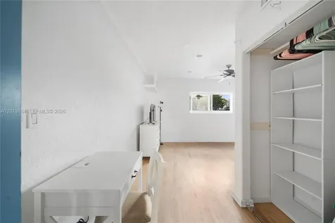 905 Sunrise Lane Fort Lauderdale FL 33304