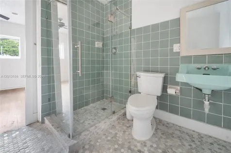 905 Sunrise Lane Fort Lauderdale FL 33304