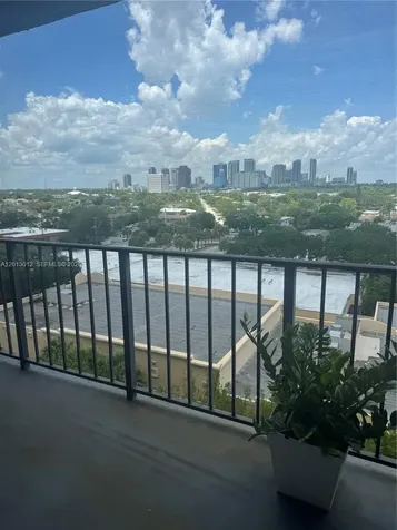 1625 SE 10th Avenue Fort Lauderdale FL 33316