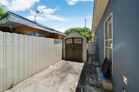 444 SW 36th Avenue Miami FL 33135