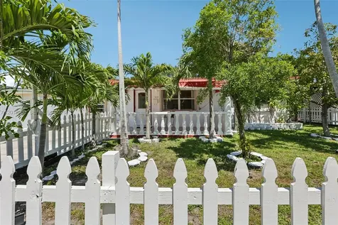 1215 S 24th Avenue Hollywood FL 33020