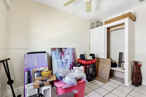 1215 S 24th Avenue Hollywood FL 33020