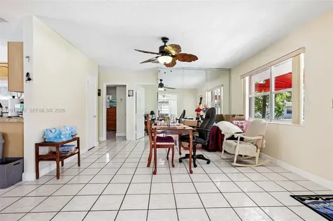 1215 S 24th Avenue Hollywood FL 33020
