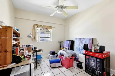 1215 S 24th Avenue Hollywood FL 33020