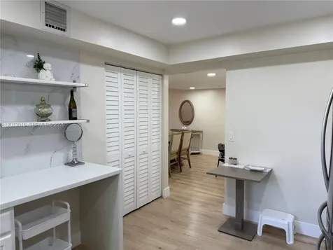 491 Racquet Club Road Weston FL 33326