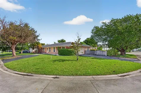 8505 NW 29th Drive Coral Springs FL 33065