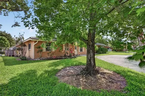 8505 NW 29th Drive Coral Springs FL 33065