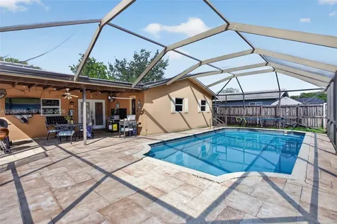 8505 NW 29th Drive Coral Springs FL 33065