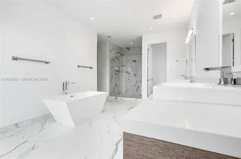 16529 N Botaniko Drive Weston FL 33326