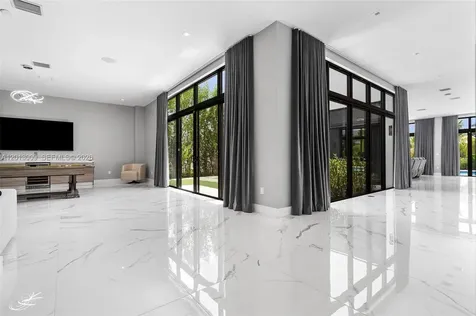 16529 N Botaniko Drive Weston FL 33326