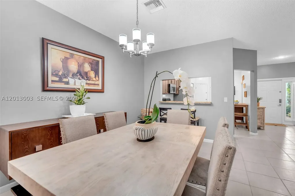 8327 Via Leonessa Boca Raton FL 33433