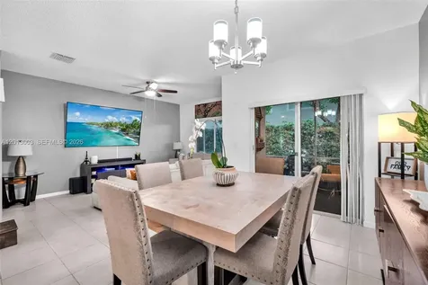 8327 Via Leonessa Boca Raton FL 33433